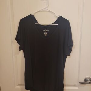 American Eagle Outfitters Black Short Sleeve Tee